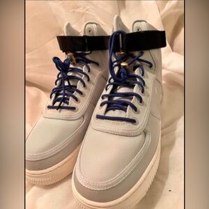New (unworn) Nike Air Force 1 07 Lv8 high “moving co”
